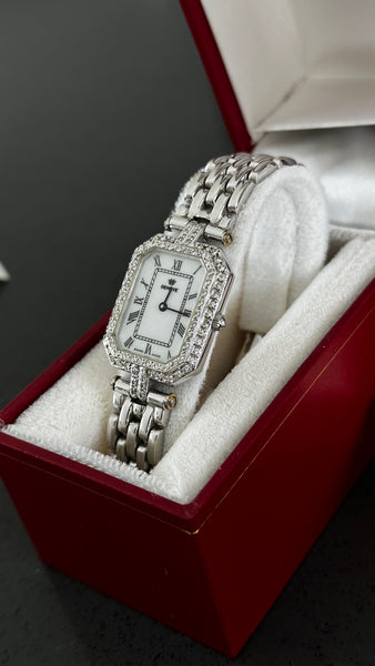 Vintage GENEVE Diamonds in 18K Gold Quartz Ladies Watch