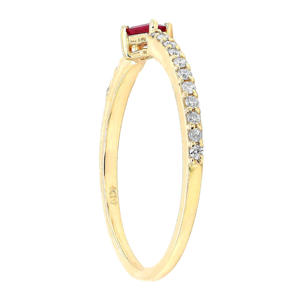 0.16tcw Baguette Ruby with Round Diamonds in 14K Yellow Gold Ring